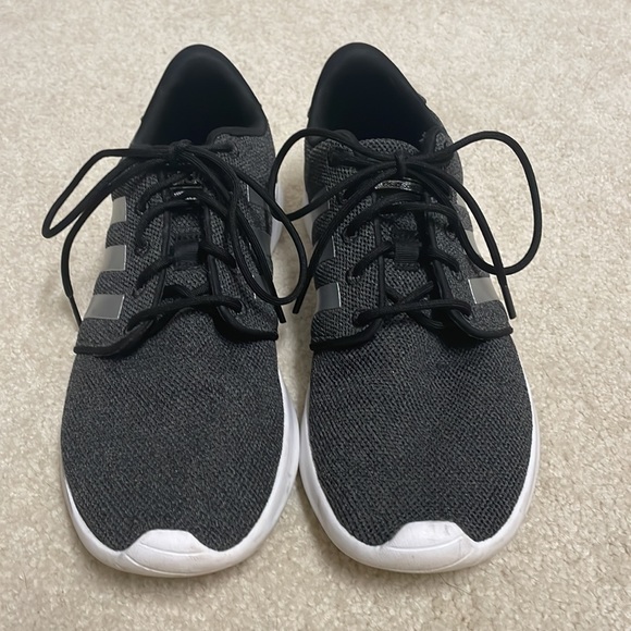 Adidas Cloudfoam - Picture 2 of 7